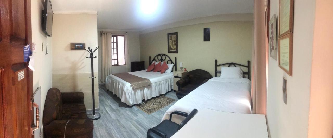 אויוני Tonito Hotel מראה חיצוני תמונה