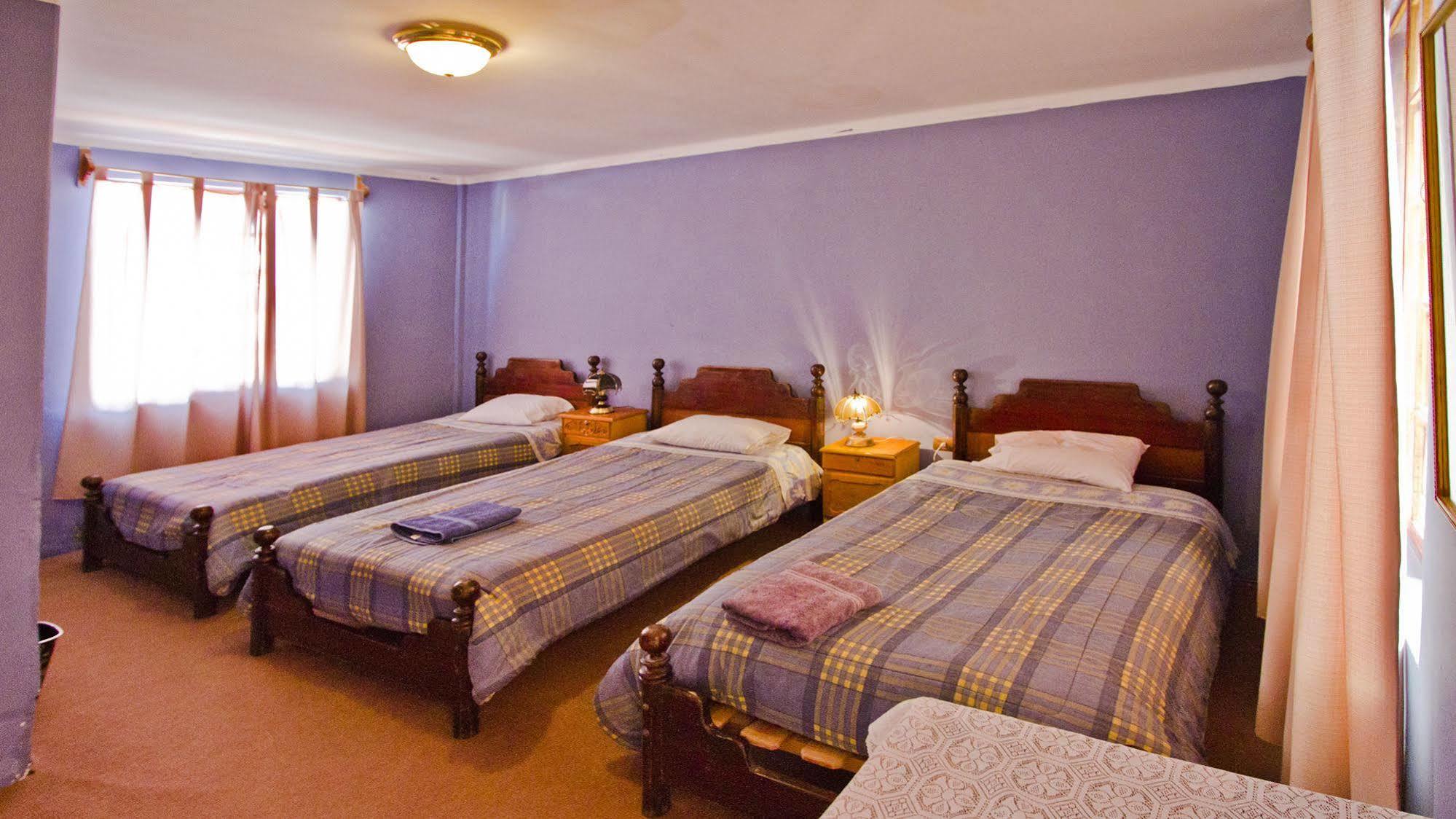 אויוני Tonito Hotel מראה חיצוני תמונה
